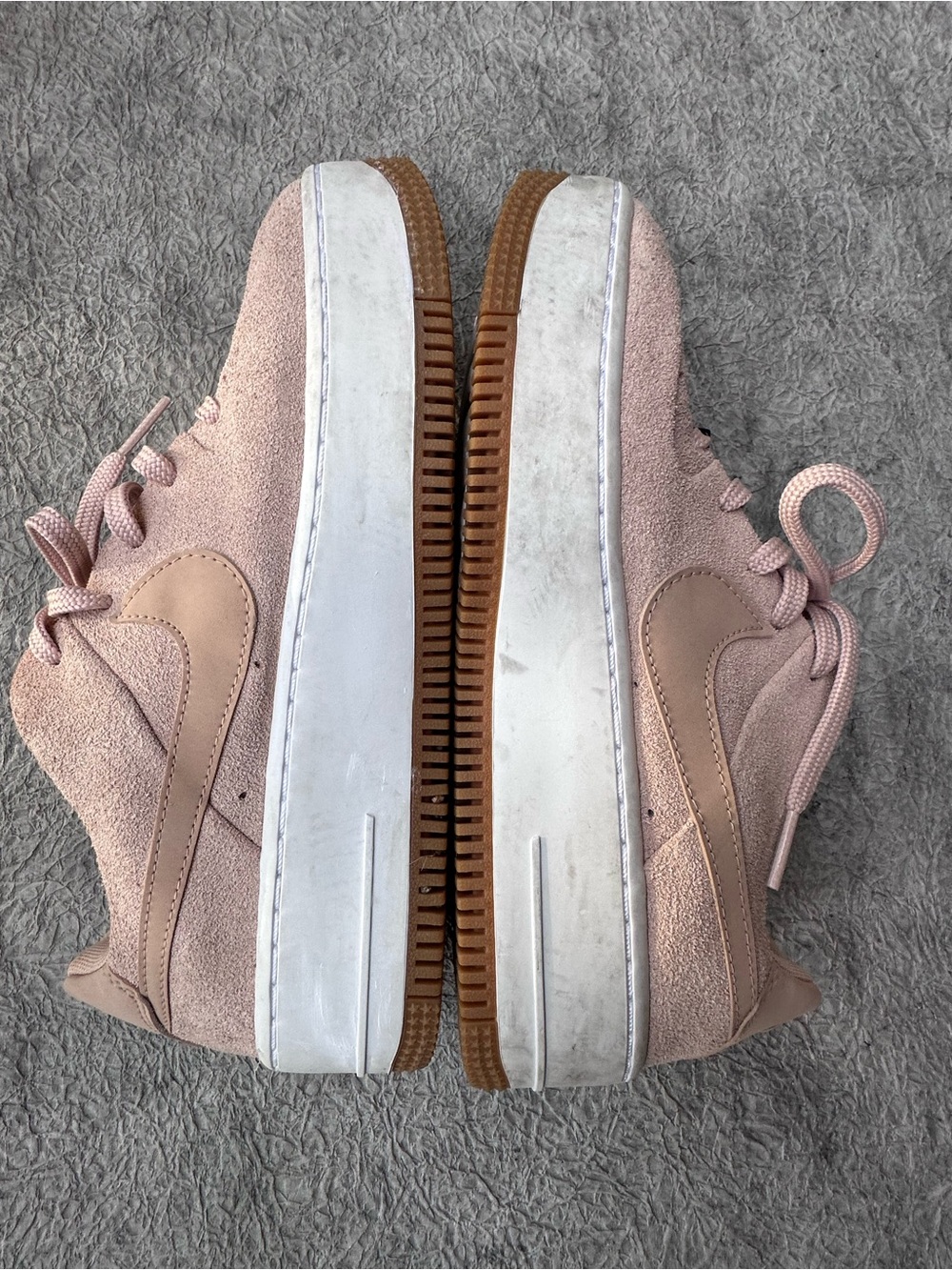Nike Women’s Low-Top Sneakers in Dusty Pink Suede with Gum Sole